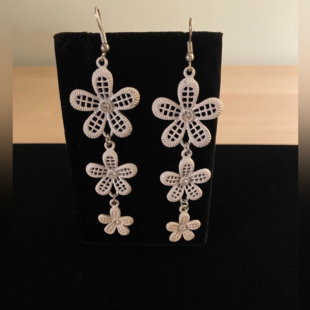1960s White Metal Flower Power Bohemian Earrings